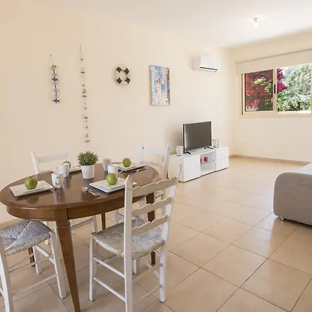 Apartment Pelagos 1 *